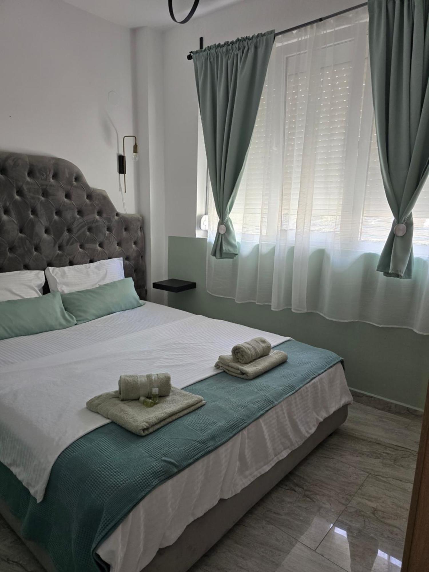 Apartament Mila Deluxe Peraía Zewnętrze zdjęcie