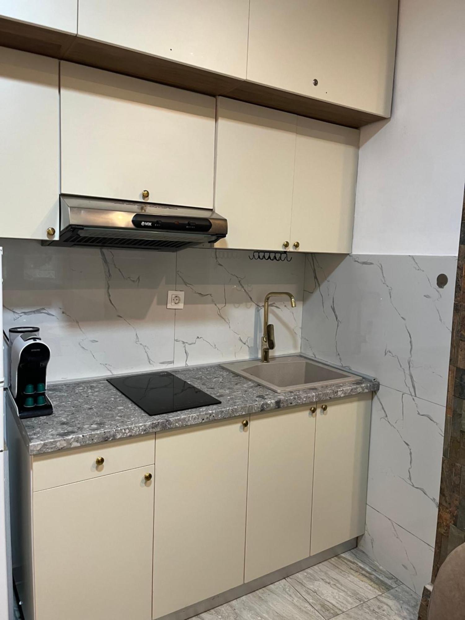 Apartament Mila Deluxe Peraía Zewnętrze zdjęcie